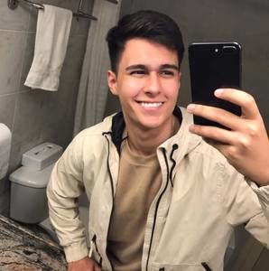 Meet your Posher, Marcelo